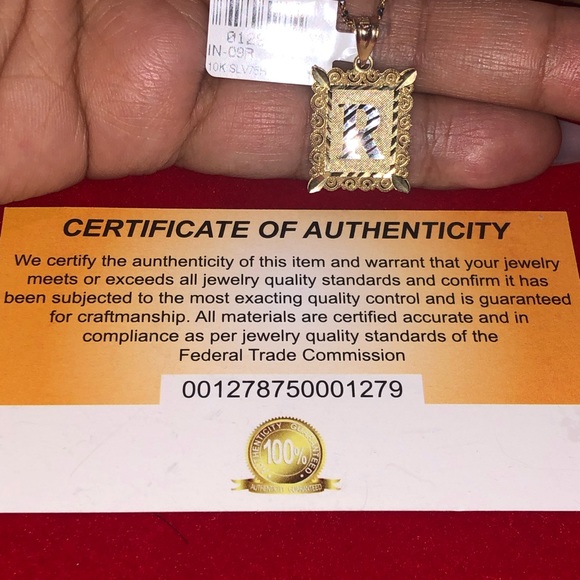 10k solid gold R initial diamond cut custom designed monogram pendant, 100% real - Picture 7 of 7